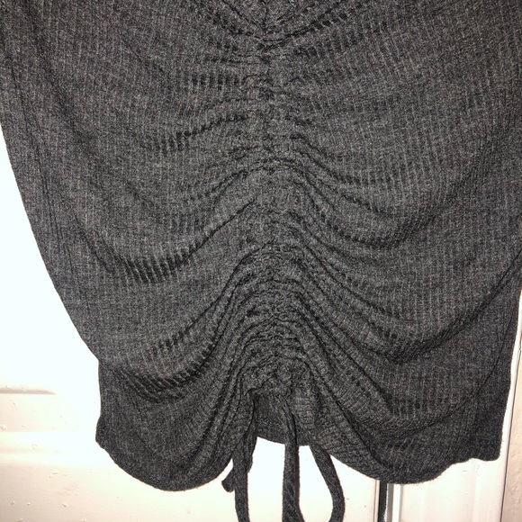 Grey long sleeve crop top - Picture 2 of 2